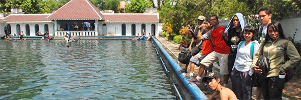 Padusan di Umbul Pengging