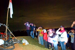 http://www.mblusuk.com/gambar/upacaracandiabangtb.jpg